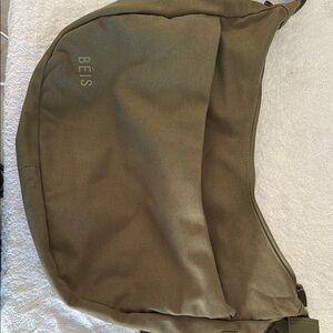BÉIS Olive Green Crossbody Carryall Bag